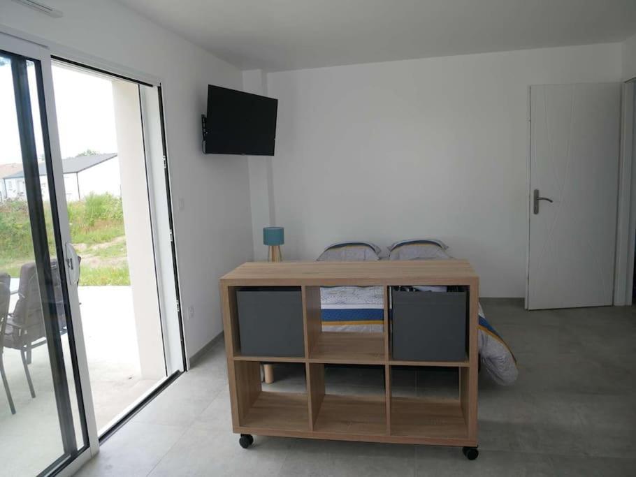 Studio Lumineux Avec Terrasse La Roche-sur-Yon Exterior photo